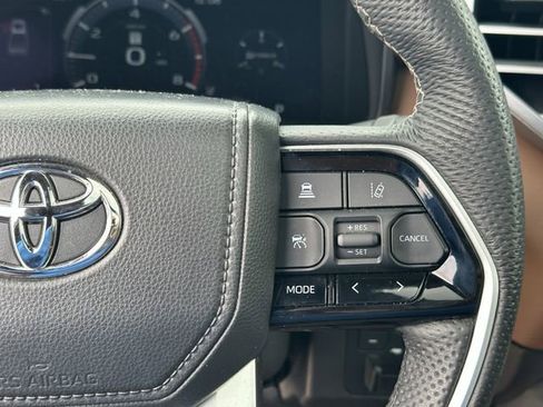 Used 2025 Toyota Tundra 1794 Edition AWD/4WD image 15