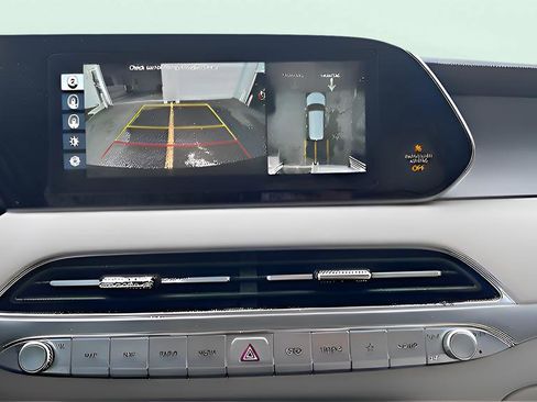 Used 2020 Hyundai Palisade Limited image 24