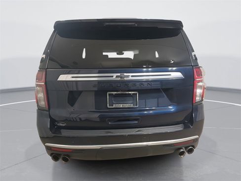 Used 2021 Chevrolet Suburban High Country image 5