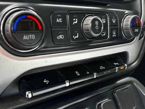 Used 2018 GMC Sierra 1500 SLT w/ SLT Premium Package AWD/4WD image 26