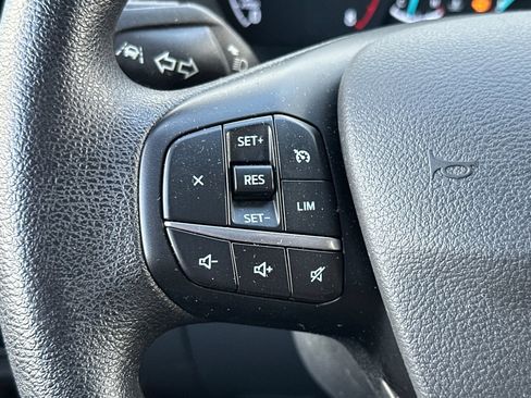 Used 2023 Ford Transit 350 XLT image 26