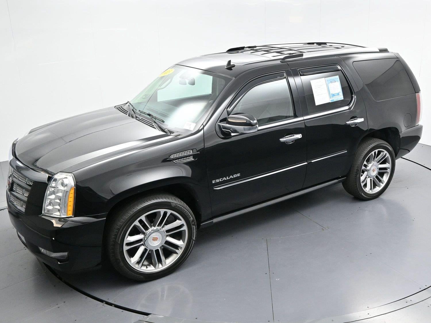 Used 2013 Cadillac Escalade Premium AWD/4WD image 46
