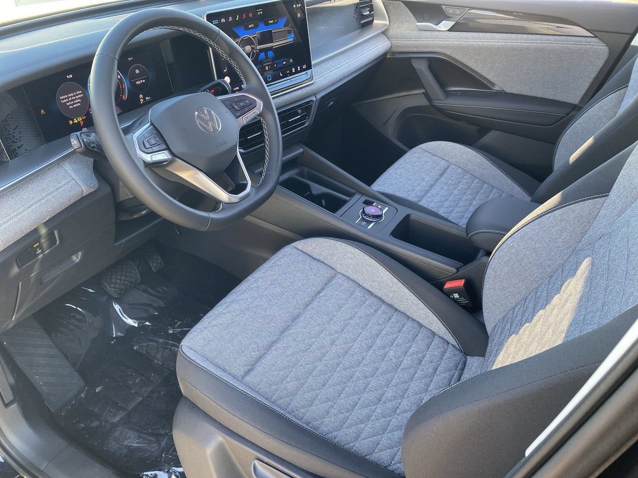 New 2026 Volkswagen Tiguan S FWD image 14