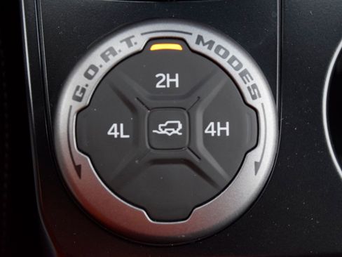 New 2026 Ford Bronco Outer Banks image 16