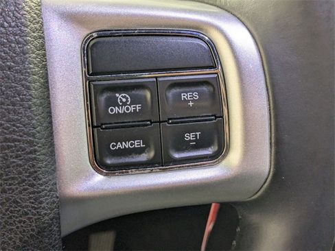 Used 2016 Dodge Grand Caravan R/T image 16