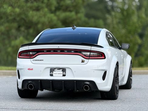 Used 2022 Dodge Charger Scat Pack RWD image 7