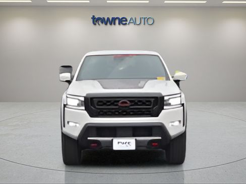 Used 2023 Nissan Frontier PRO-4X w/ Pro Convenience Package AWD/4WD image 10