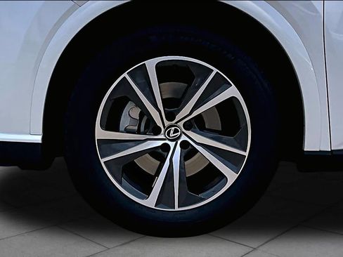 Used 2024 Lexus RX 350 FWD w/ Technology Package image 11