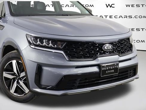 Used 2021 Kia Sorento S w/ Panoramic Sunroof Package FWD image 44