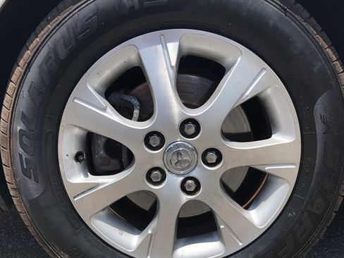 Used 2006 Toyota Camry XLE FWD image 10