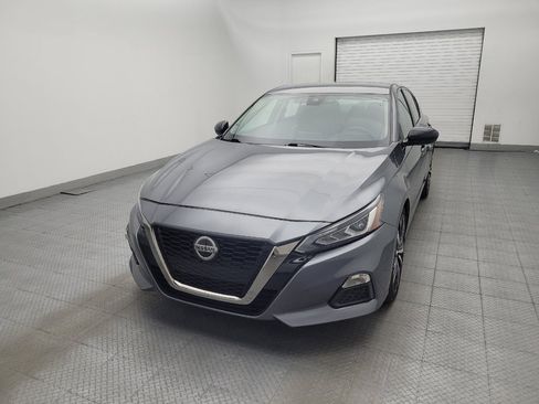 Used 2020 Nissan Altima 2.5 SR FWD image 15