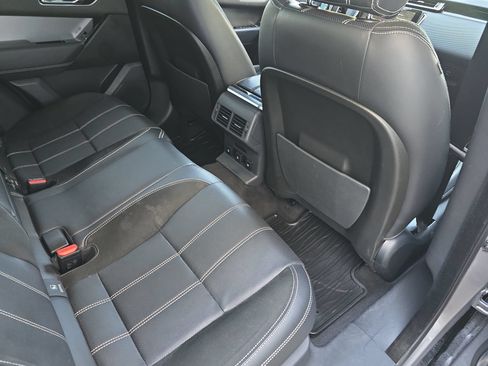 Used 2020 Land Rover Range Rover Velar R-Dynamic S AWD/4WD image 13