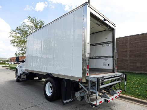 Used 2023 Ford F650 2WD Regular Cab Super Duty image 4