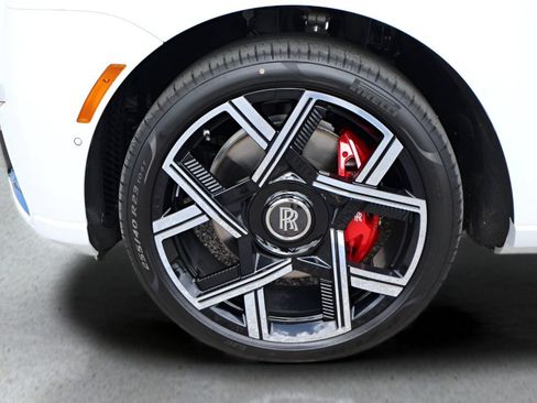 New 2026 Rolls-Royce Cullinan Black Badge AWD/4WD image 11