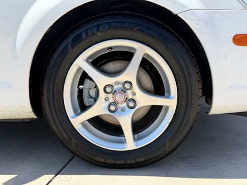 Used 2004 Toyota MR2 RWD image 10