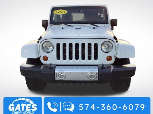 Used 2013 Jeep Wrangler Unlimited Sahara w/ Connectivity Group AWD/4WD image 2
