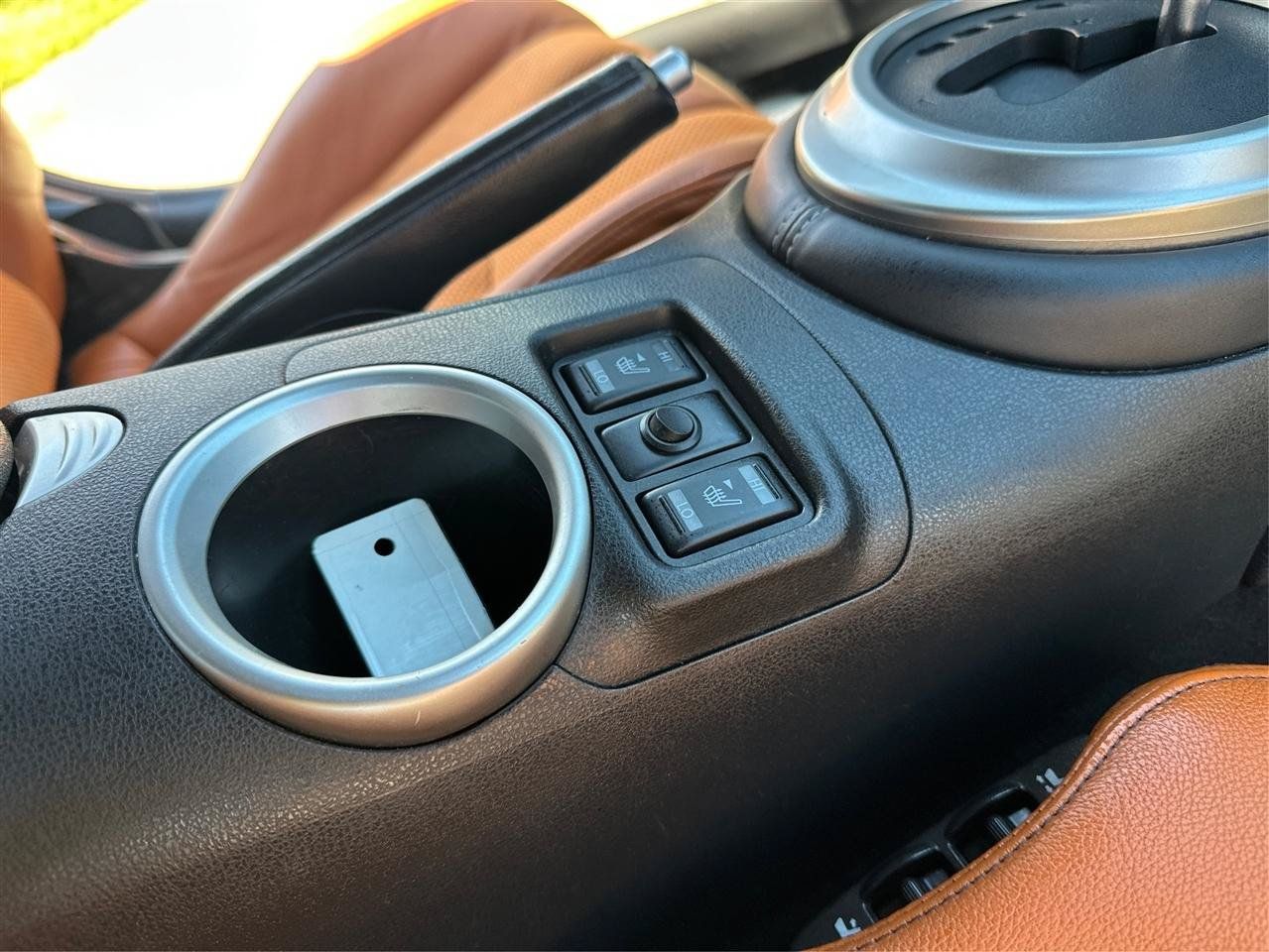 Used 2014 Nissan 370Z Touring w/ Sport Package RWD image 37