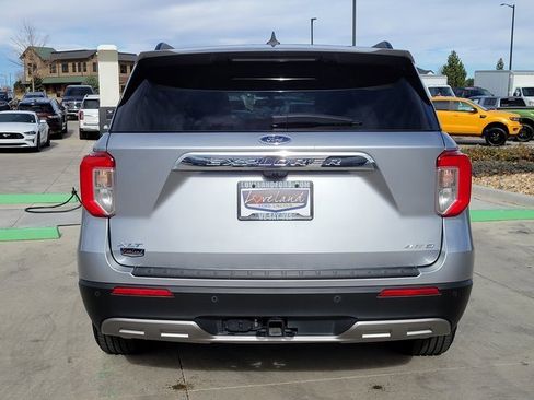Certified 2022 Ford Explorer XLT w/ Equipment Group 202A image 13