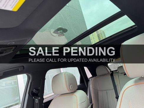 Used 2024 Audi Q8 e-tron Prestige w/ Prestige Package AWD/4WD image 6