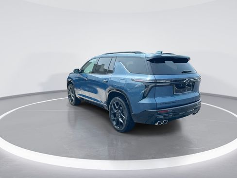 Used 2024 Chevrolet Traverse RS w/ LPO, Floor Liner Package AWD/4WD image 7