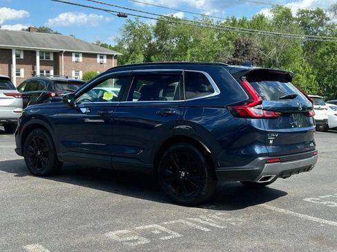 Used 2023 Honda CR-V Sport Touring image 3
