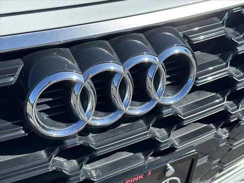 Used 2023 Audi Q5 2.0T Premium AWD/4WD image 10
