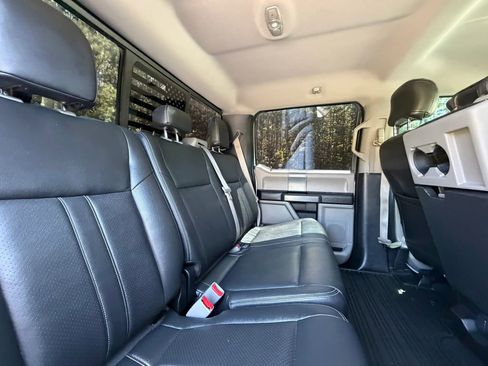 Used 2017 Ford F150 XLT w/ Equipment Group 302A Luxury AWD/4WD image 17