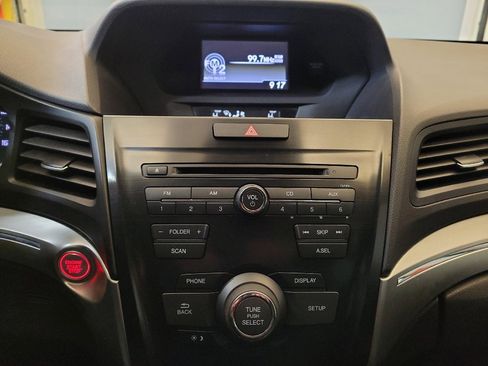 Used 2019 Acura ILX image 25