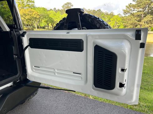 Used 2025 Ford Bronco Outer Banks image 30