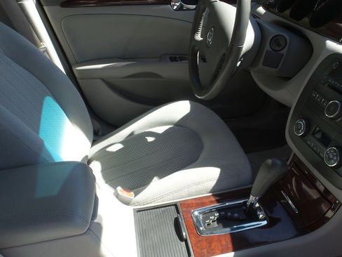 Used 2008 Buick Lucerne CX w/ Driver Confidence Package image 73