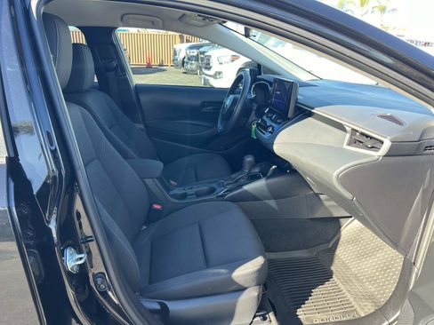 Used 2023 Toyota Corolla LE image 29