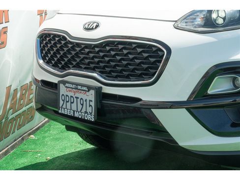 Used 2021 Kia Sportage LX AWD/4WD image 8