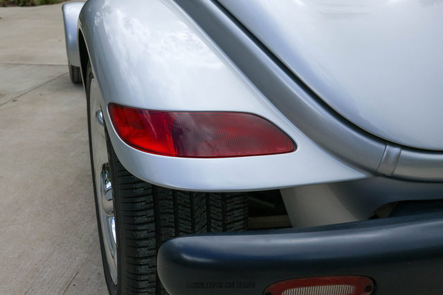 Used 2002 Chrysler Prowler RWD image 90
