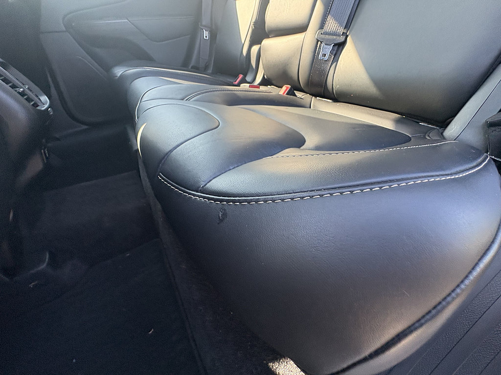 Used 2016 Jeep Cherokee Limited AWD/4WD image 19