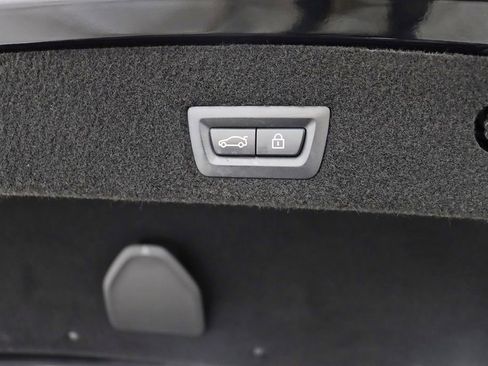 Used 2019 BMW 750i xDrive 750i xDrive image 43