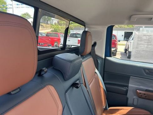 Used 2024 Ford Maverick Lariat FWD image 16