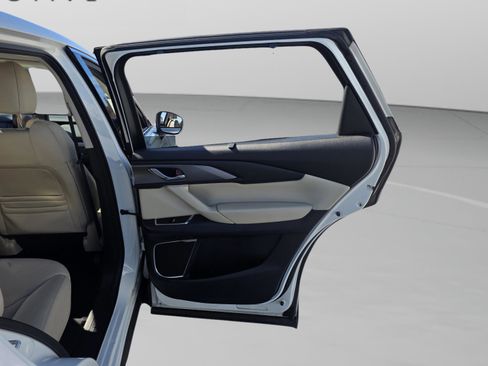 Used 2019 MAZDA CX-9 Touring w/ Touring Premium Package image 25