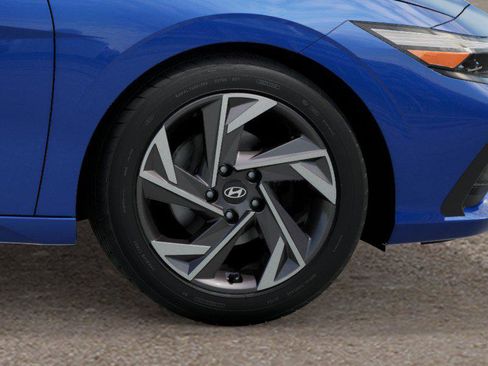 New 2025 Hyundai Elantra Sport image 8