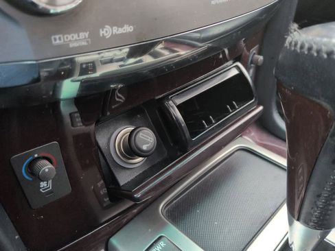 Used 2013 Lexus LX 570 4WD w/ Luxury Pkg image 34