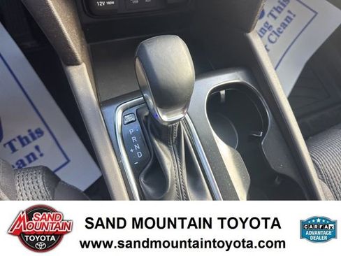 Used 2019 Hyundai Santa Fe SEL image 19