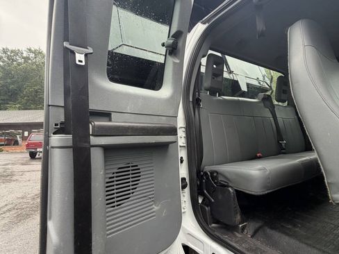 Used 2017 Ford F650 2WD SuperCab Super Duty image 49