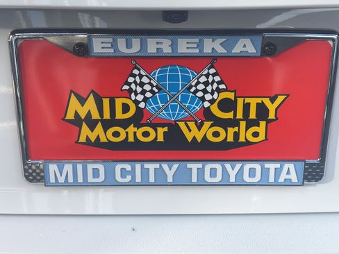 New 2026 Toyota Camry Hybrid w/ Convenience Package AWD/4WD image 3