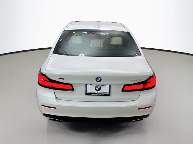 Used 2022 BMW 530i xDrive w/ Convenience Package AWD/4WD image 6