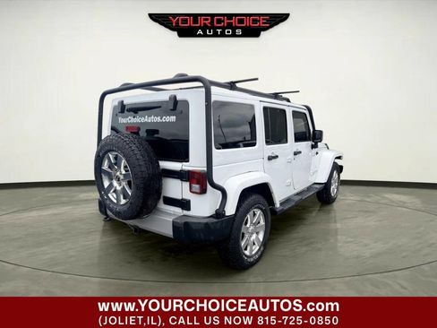 Used 2015 Jeep Wrangler Unlimited Sahara w/ Dual Top Group AWD/4WD image 7