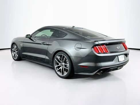 Used 2017 Ford Mustang GT Premium RWD image 5