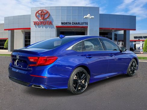 Used 2019 Honda Accord Sport image 7
