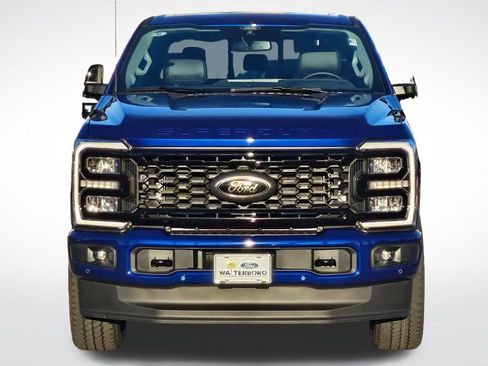 New 2026 Ford F250 Lariat w/ Black Appearance Package image 4