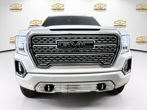 Used 2019 GMC Sierra 1500 Denali w/ Denali Ultimate Package AWD/4WD image 2