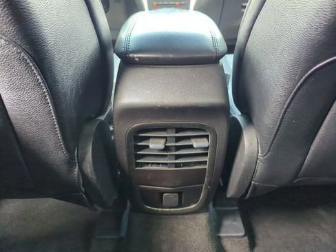 Used 2015 Lincoln MKC FWD image 19