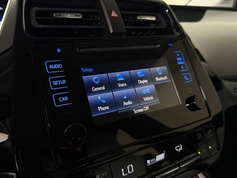 Used 2019 Toyota Prius XLE FWD image 21